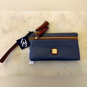 Dooney & Bourke wristlet